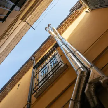 En qué consiste la instalación de salidas de humos